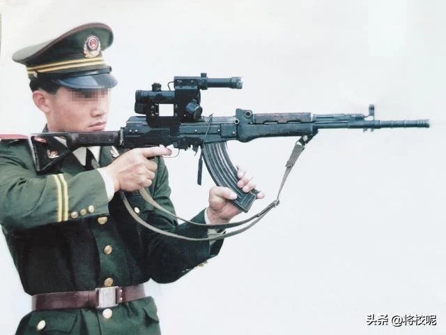 97-3型瞄准镜的